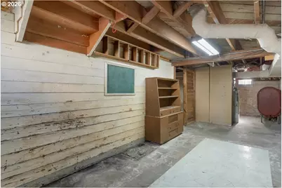 1162 SE Lyle St, Dallas, OR 97338 - Photo 32