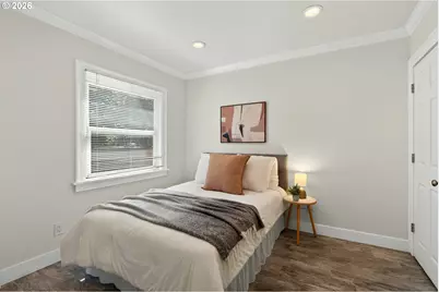 2817 NE Weidler St, Portland, OR 97232 - Photo 16