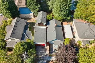 2817 NE Weidler St, Portland, OR 97232 - Photo 28