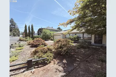 11016 NE Fargo St, Portland, OR 97220 - Photo 4