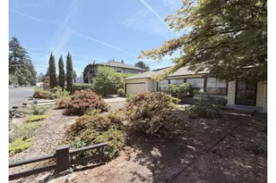 11016 NE Fargo St, Portland, OR 97220 - Photo 4