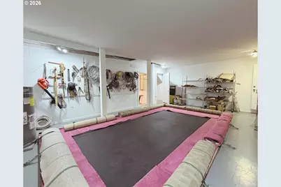 11016 NE Fargo St, Portland, OR 97220 - Photo 26