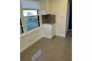 11016 NE Fargo St, Portland, OR 97220 - Photo 6