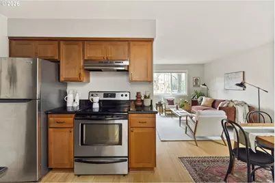 2301 SE Caruthers St #1, Portland, OR 97214 - Photo 8