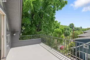 1534 SE Taylor St, Portland, OR 97214 - Photo 24