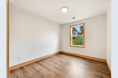 423 Chinook Ave, Astoria, OR 97103 - Photo 24