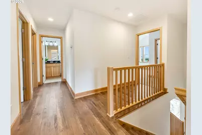 423 Chinook Ave, Astoria, OR 97103 - Photo 14