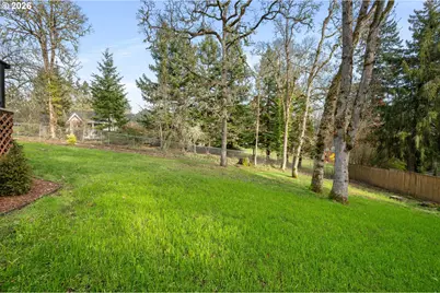 2311 Douglas Dr, Eugene, OR 97405 - Photo 40