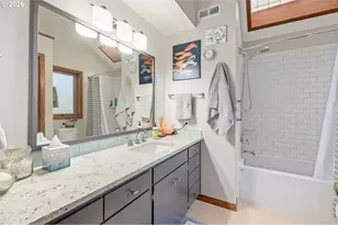 2311 Douglas Dr, Eugene, OR 97405 - Photo 32