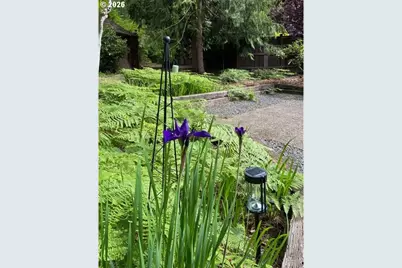 2311 Douglas Dr, Eugene, OR 97405 - Photo 44