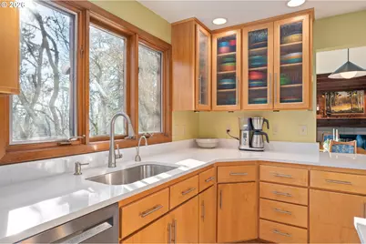 2311 Douglas Dr, Eugene, OR 97405 - Photo 18