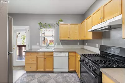20035 SW Monson St, Beaverton, OR 97003 - Photo 6