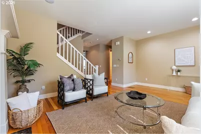 5033 SW Texas St, Portland, OR 97219 - Photo 6