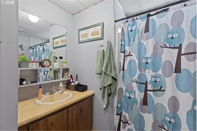 33986 Mobile Ln, Scappoose, OR 97056 - Photo 10