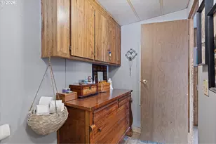 33986 Mobile Ln, Scappoose, OR 97056 - Photo 12