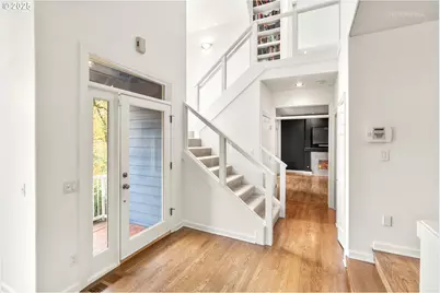 600 Maple St, Lake Oswego, OR 97034 - Photo 2