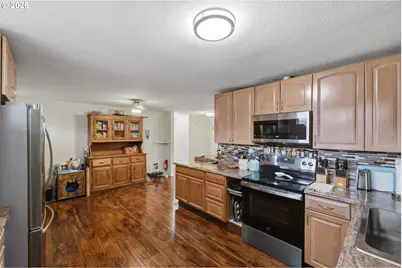 510 S Cammann St, Coos Bay, OR 97420 - Photo 14