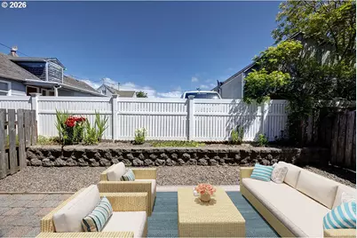 303 Avenue C, Seaside, OR 97138 - Photo 14
