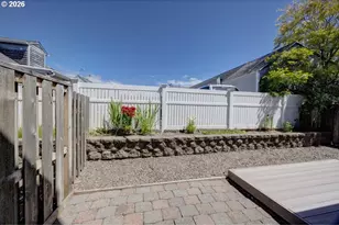 303 Avenue C, Seaside, OR 97138 - Photo 20