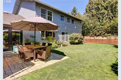 16346 NE Tillamook St, Portland, OR 97230 - Photo 32