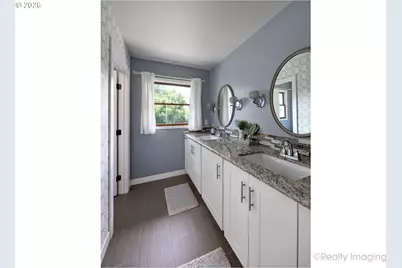 16346 NE Tillamook St, Portland, OR 97230 - Photo 24
