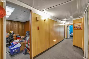 2249 SE 185th Ave, Portland, OR 97233 - Photo 36
