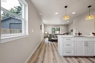 1946 7th St, Springfield, OR 97477 - Photo 12