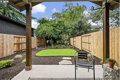 1946 7th St, Springfield, OR 97477 - Photo 40