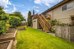 14029 NE Fremont Ct, Portland, OR 97230 - Photo 34