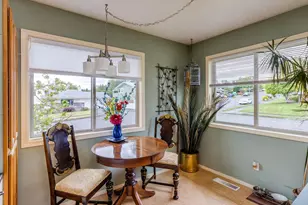 14029 NE Fremont Ct, Portland, OR 97230 - Photo 12