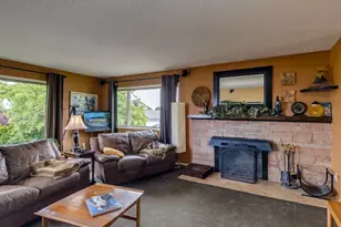 14029 NE Fremont Ct, Portland, OR 97230 - Photo 6