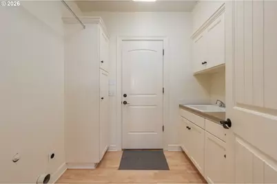 1165 Skylark Ln, Eugene, OR 97401 - Photo 14