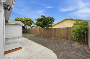 1130 Fenwick St, Coos Bay, OR 97420 - Photo 34