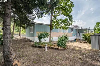 190 Olivia Ln, Roseburg, OR 97470 - Photo 2