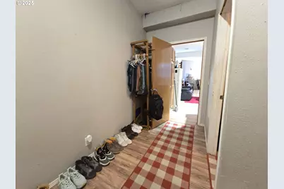 711 N Columbia River Hwy, Saint Helens, OR 97051 - Photo 26