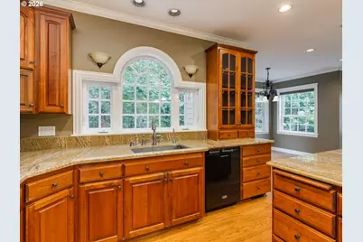 1845 N Teakwood Cir, Canby, OR 97013 - Photo 16