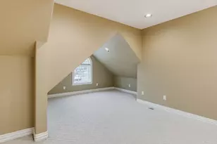 1845 N Teakwood Cir, Canby, OR 97013 - Photo 42