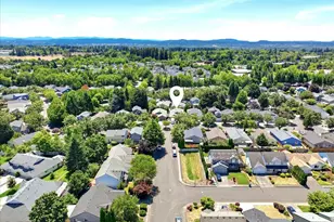 17021 SE 18th St, Vancouver, WA 98683 - Photo 2