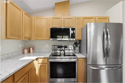 17021 SE 18th St, Vancouver, WA 98683 - Photo 12