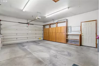 2658 S 12th St, Lebanon, OR 97355 - Photo 26