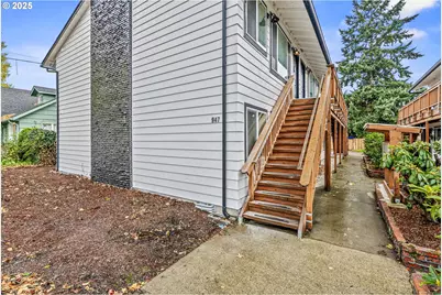 947 7th Ave, Longview, WA 98632 - Photo 8