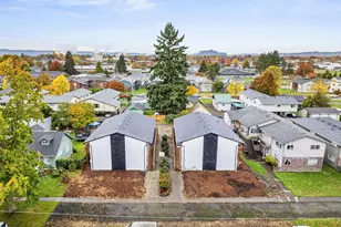 947 7th Ave, Longview, WA 98632 - Photo 2