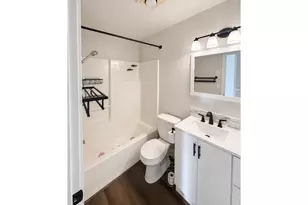 492 W Olympic St, Springfield, OR 97477 - Photo 18