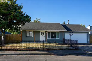 492 W Olympic St, Springfield, OR 97477 - Photo 2