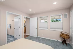 45947 N Gate Creek Rd, Vida, OR 97488 - Photo 32