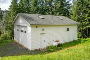 45947 N Gate Creek Rd, Vida, OR 97488 - Photo 36