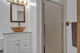 1115 SW Harbor Ave, Lincoln City, OR 97367 - Photo 34