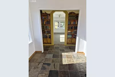 1115 SW Harbor Ave, Lincoln City, OR 97367 - Photo 6