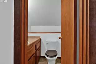 1115 SW Harbor Ave, Lincoln City, OR 97367 - Photo 32