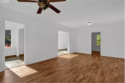 1115 SW Harbor Ave, Lincoln City, OR 97367 - Photo 10